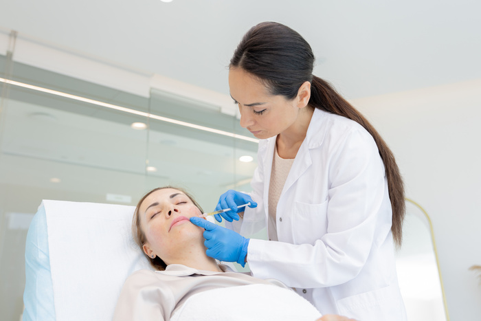 Mesotherapie, Gesicht, Hals, Dekolletee, Hände